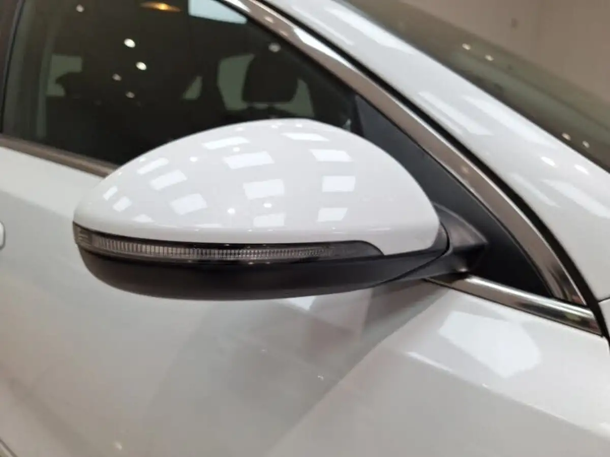 2022-kia-ceed-15-t-gdi-3-hatchback-big-17