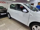 2017-dacia-sandero-15dci-laureate-small-22