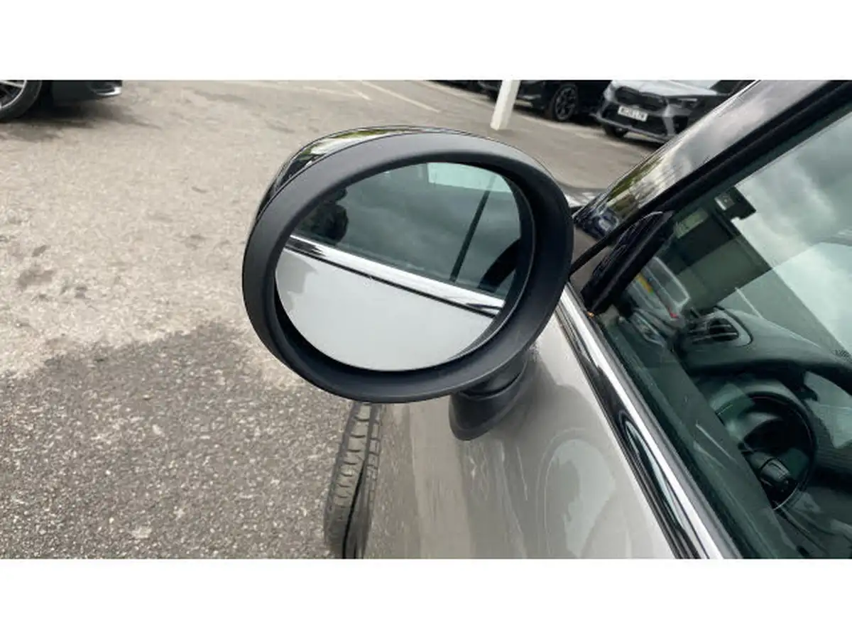 2019-mini-cooper-15-cooper-classic-hatchback-3d-auto-big-48