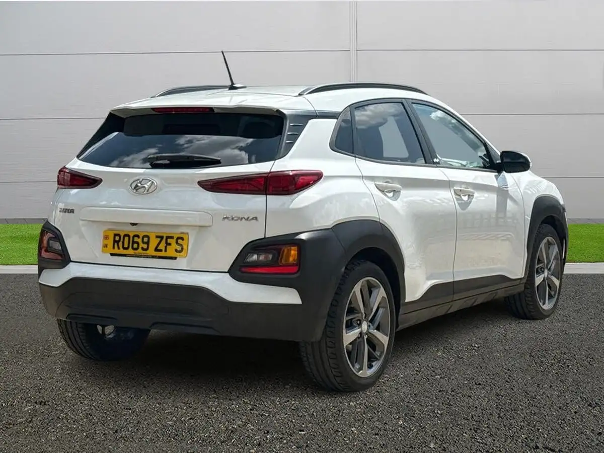 2019-hyundai-kona-10-t-gdi-play-big-6