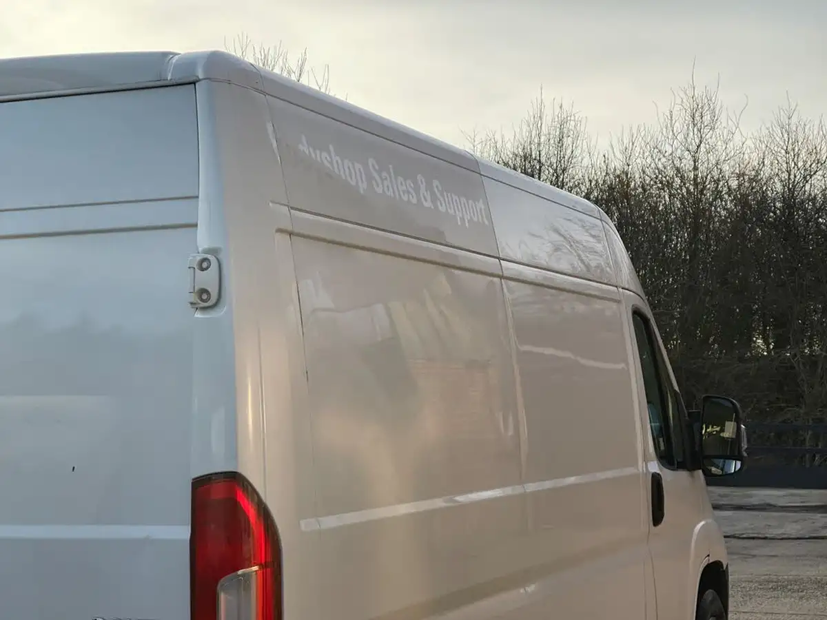 2019-peugeot-boxer-20-bluehdi-335-l2-h2-big-24