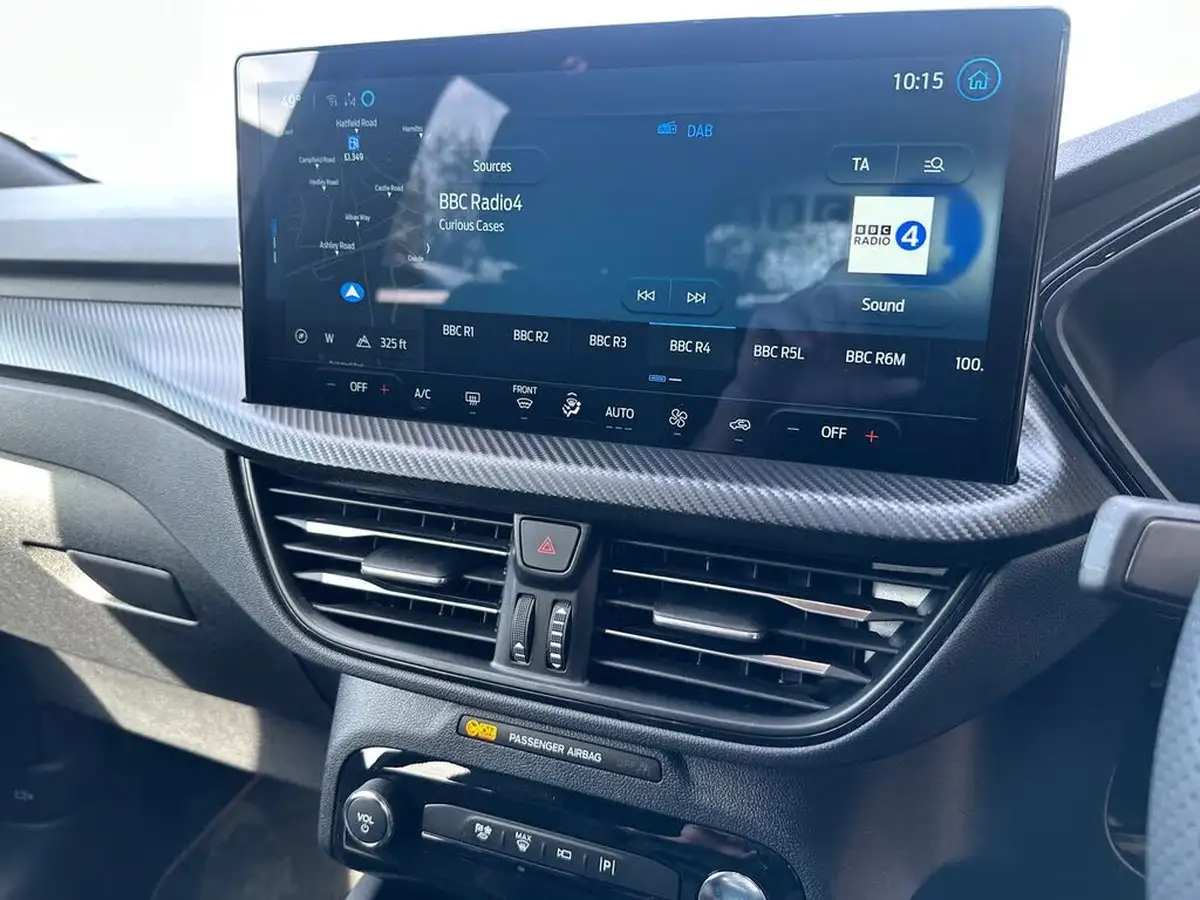 2025-ford-kuga-25t-st-line-243ps-phev-big-20