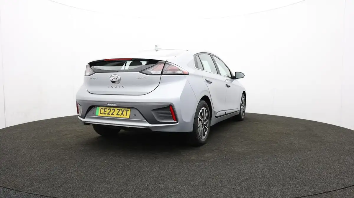 2022-hyundai-ioniq-e-premium-electric-big-76