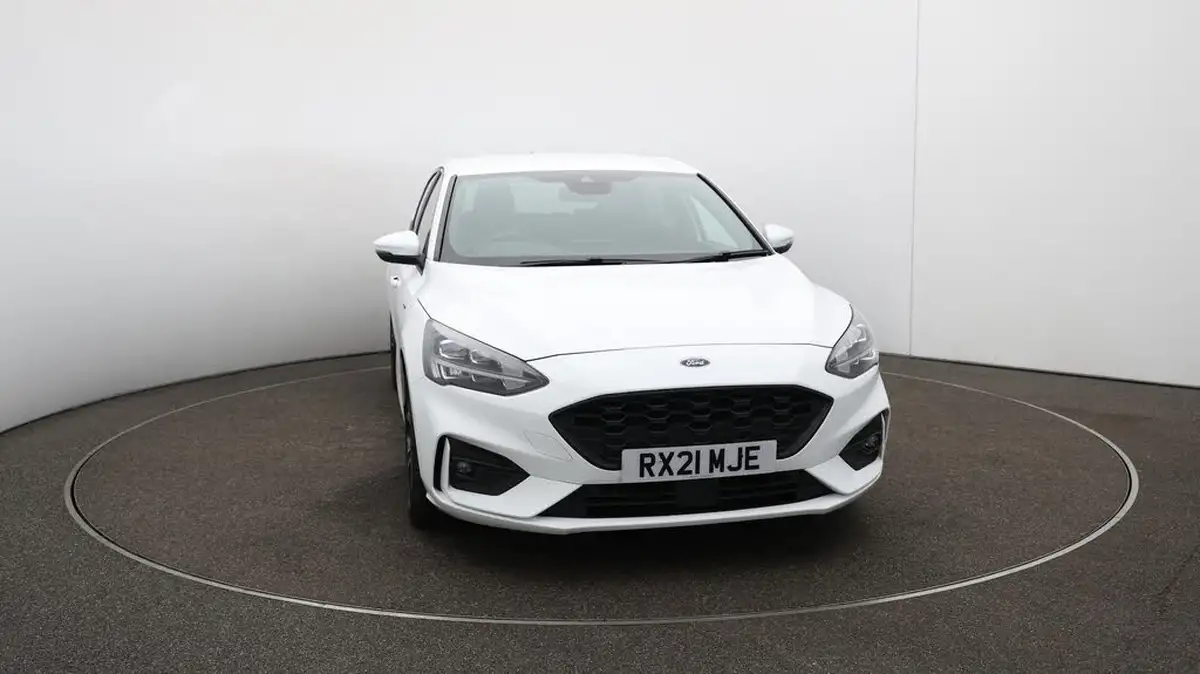 2020-ford-focus-20-st-line-x-hatchback-big-21