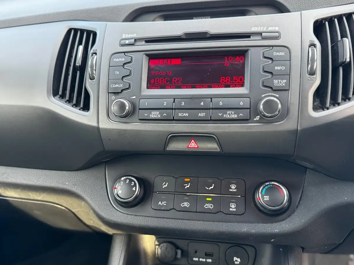 2011-kia-sportage-17td-2-big-16