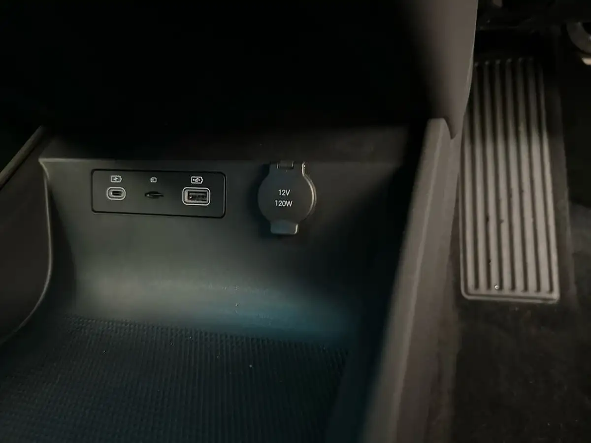 2025-byd-seal-e-design-big-23