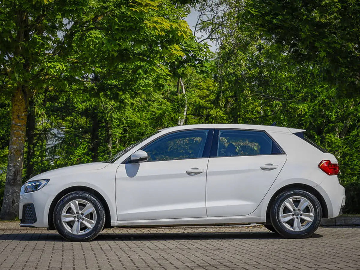 2020-audi-a1-10-25-tfsi-technik-s-tronic-big-3
