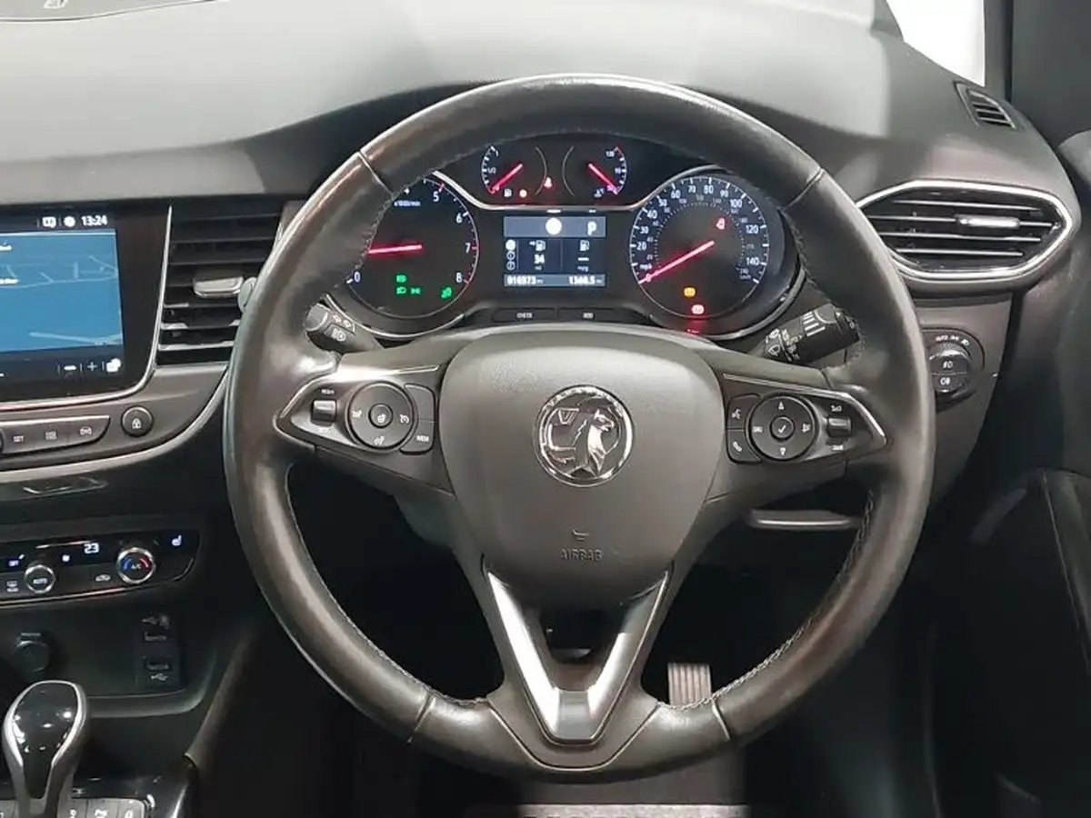2022-vauxhall-crossland-15-ultimate-120ps-auto-big-10