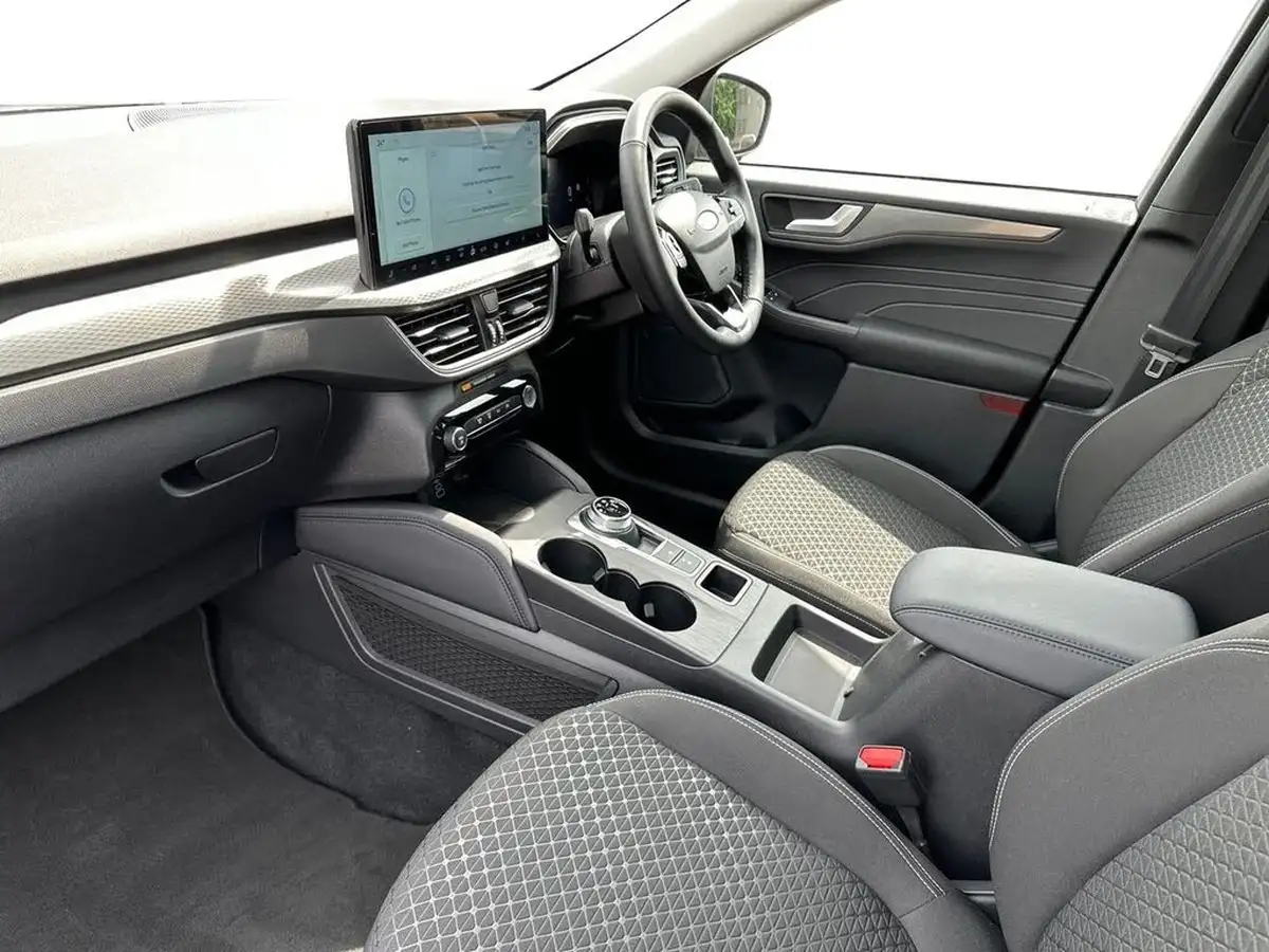 2024-ford-kuga-big-10