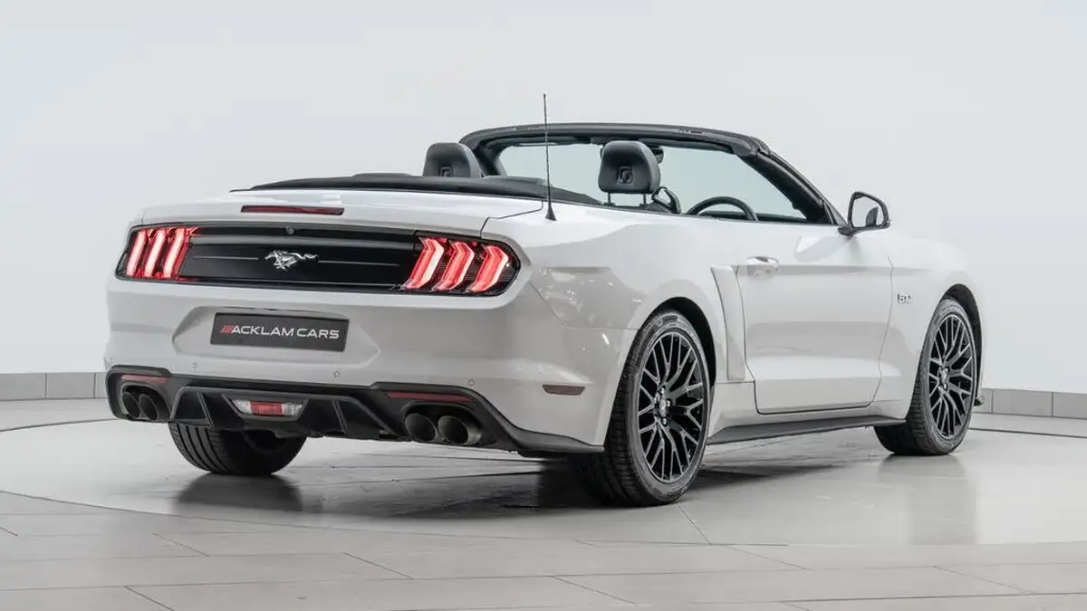 2019-ford-mustang-50-v8-gt-450ps-convertible-big-6