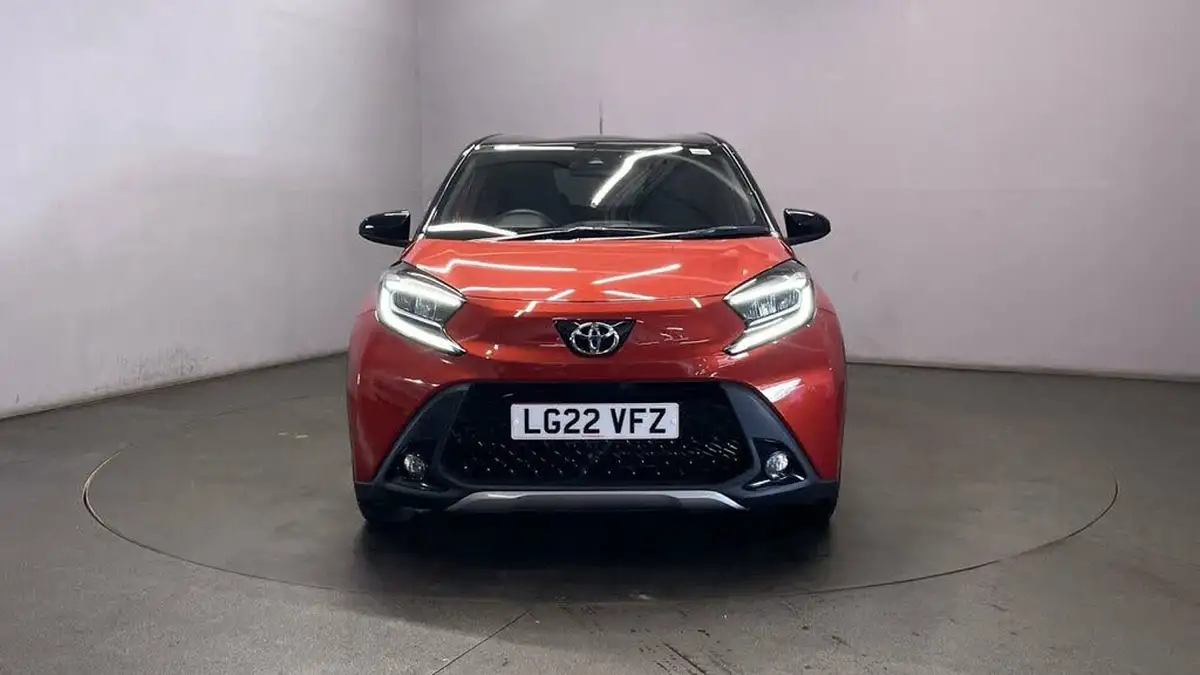 2022-toyota-aygo-x-10-vvt-i-exclusive-big-2
