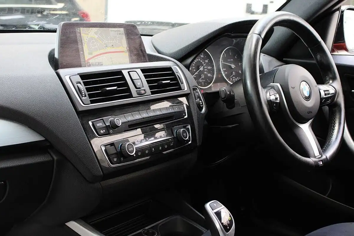 2015-bmw-1-series-20td-120d-m-sport-190bhp-3d-auto-big-21