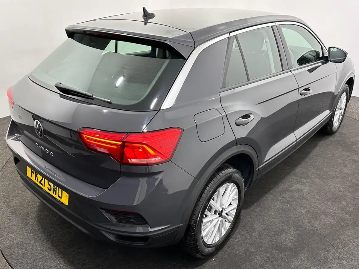 2021-volkswagen-t-roc-20tdi-s-big-41