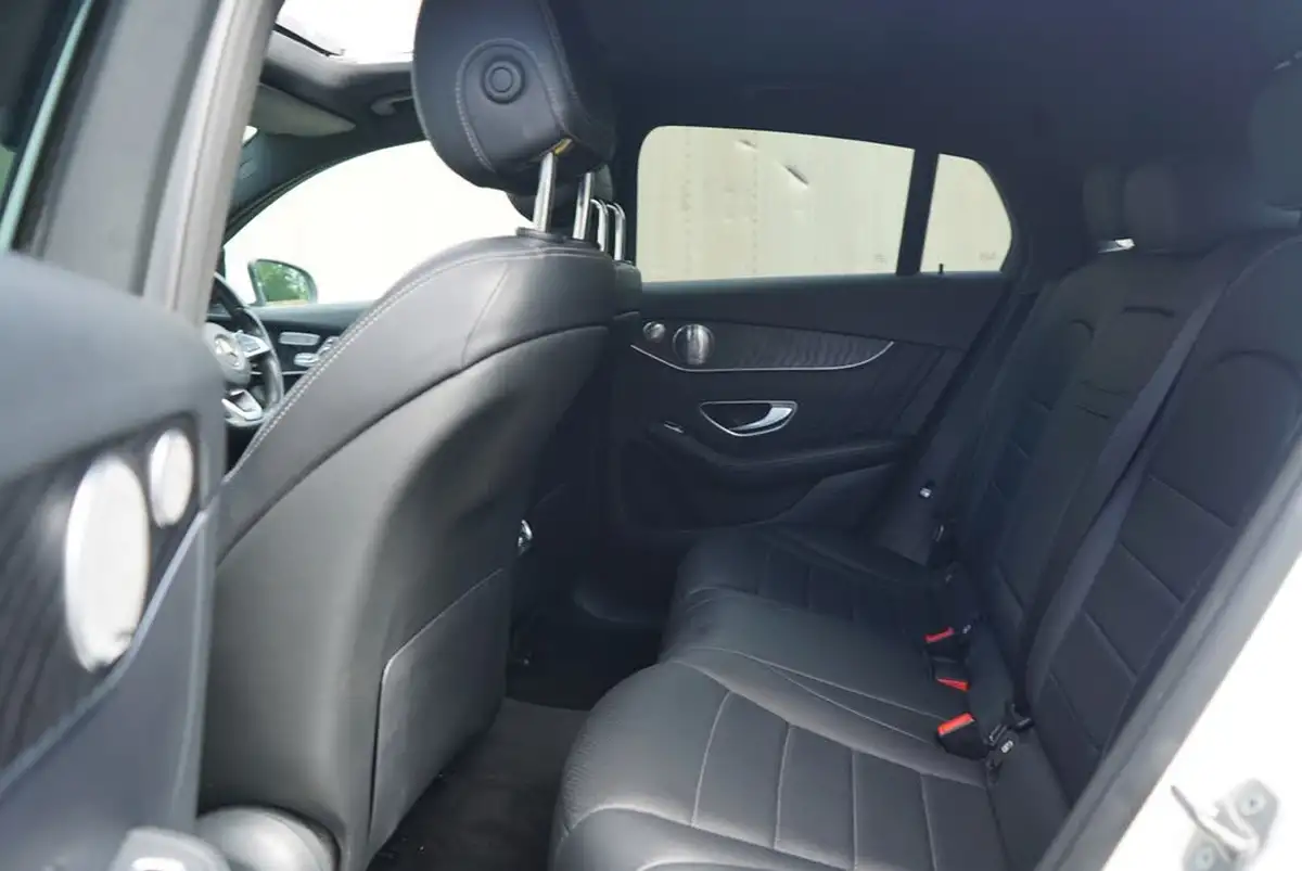 2017-mercedes-benz-glc-class-30-d-glc350d-amg-line-premium-plusss-coupe-4d-big-60