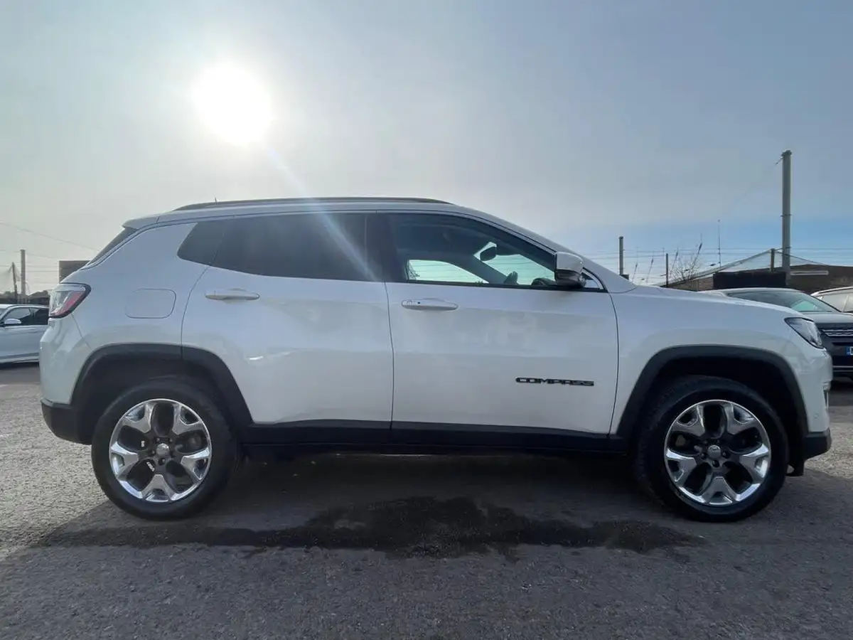 2019-jeep-compass-20multijet-ii-limited-168bhp-auto-big-29