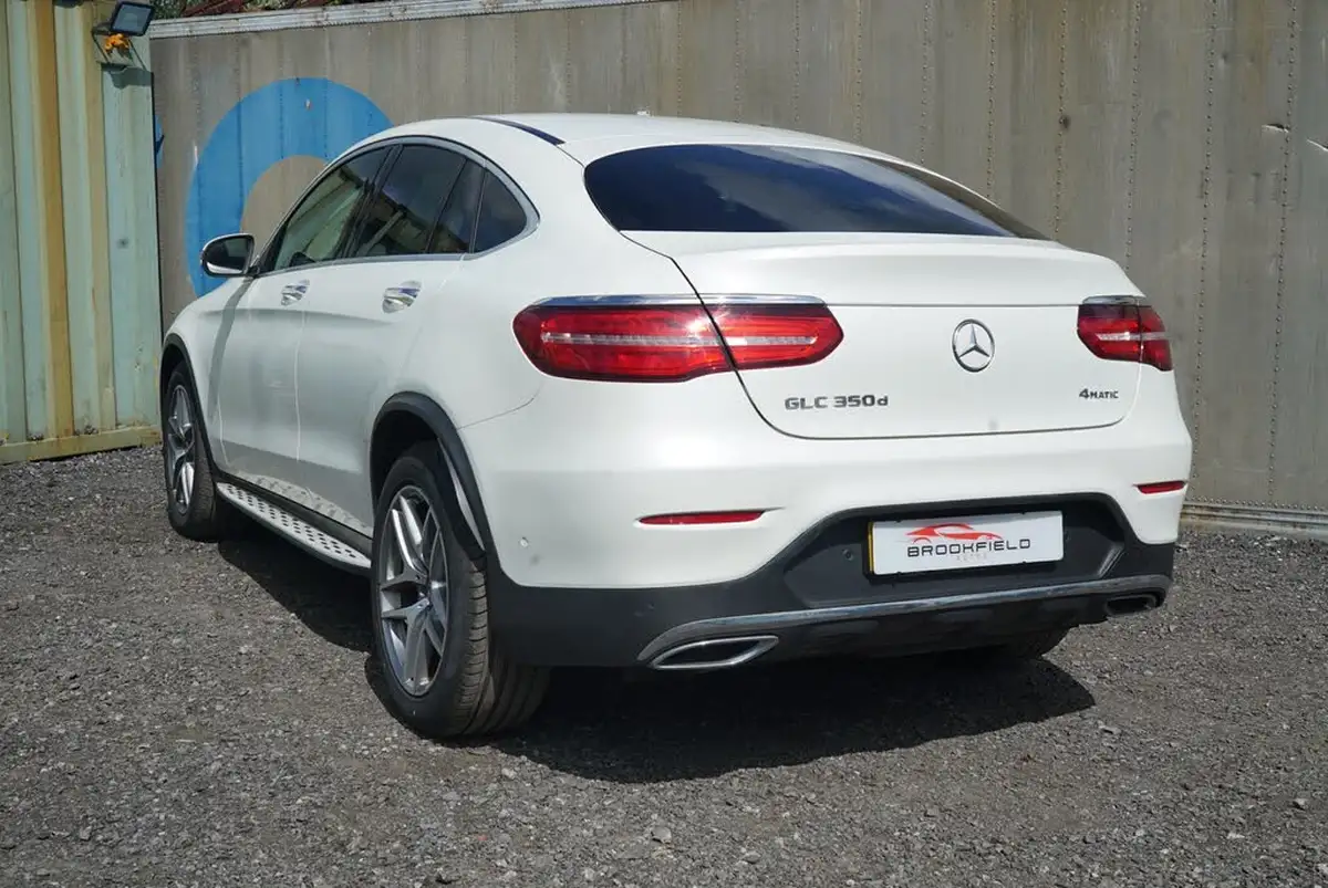 2017-mercedes-benz-glc-class-30-d-glc350d-amg-line-premium-plusss-coupe-4d-big-12