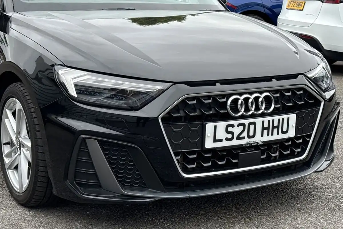 2020-audi-a1-10-30-tfsi-s-line-116ps-tronic-big-8