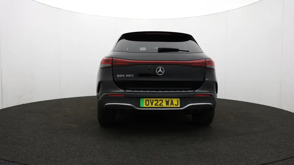 2022-mercedes-benz-eqa-e-eqa-250-amg-line-big-57