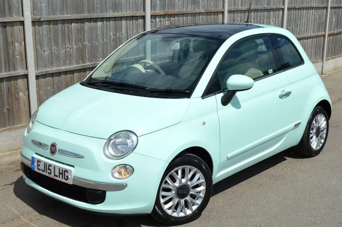 2015-fiat-500-12-lounge-ss-big-0