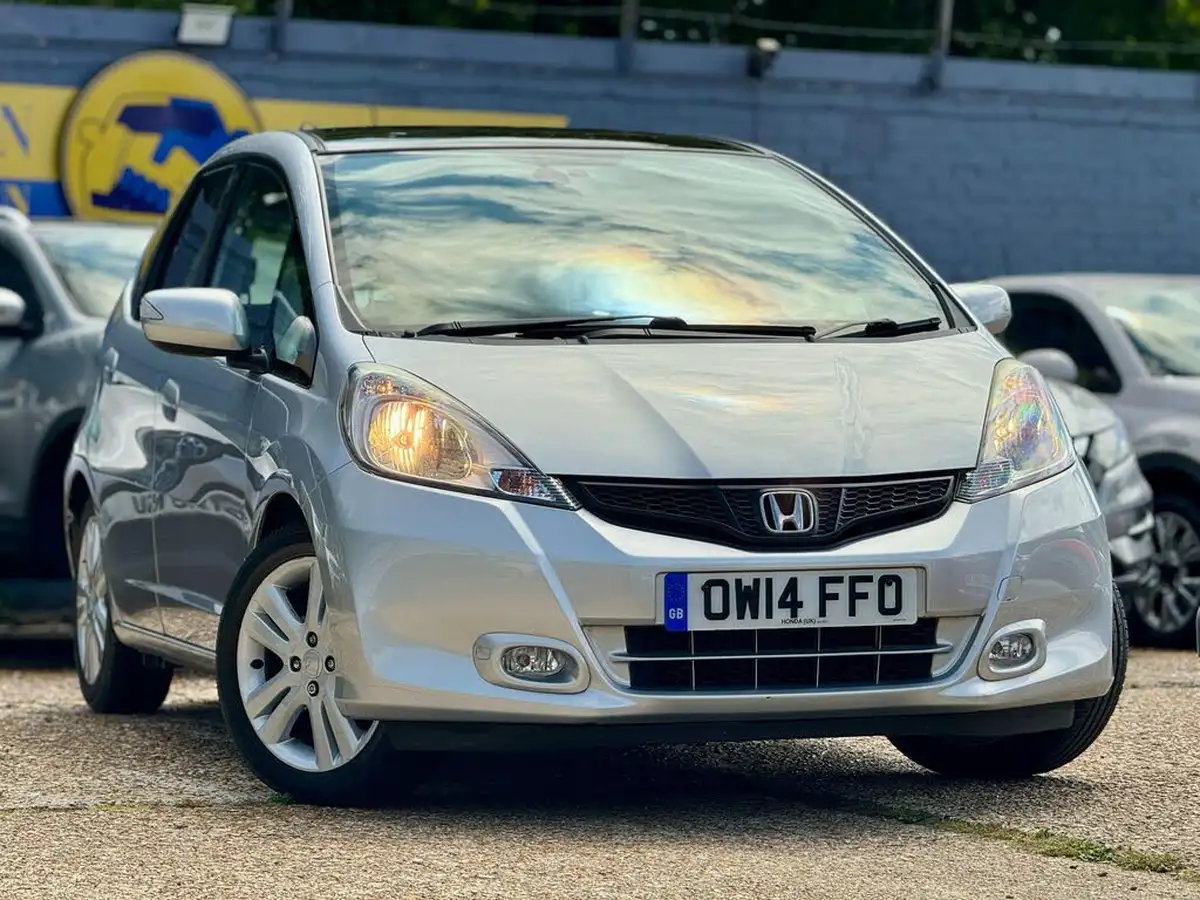 2014-honda-jazz-14-ex-big-0