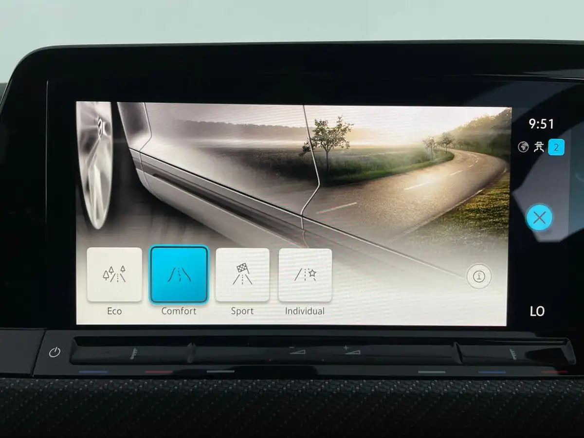 2022-volkswagen-golf-15-tsi-r-line-150ps-hatchback-big-22