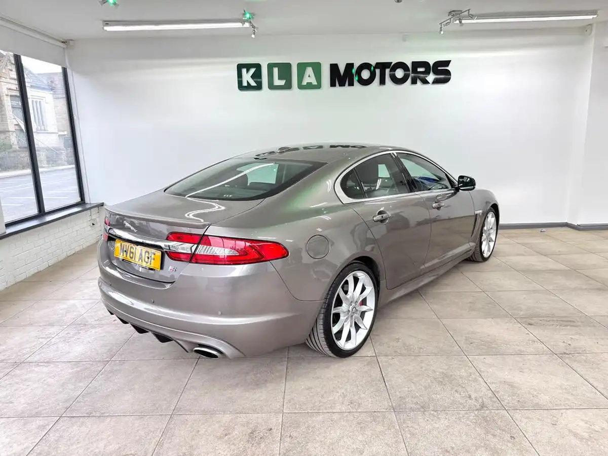 2011-jaguar-xf-30td-s-premium-luxury-271bhp-big-4