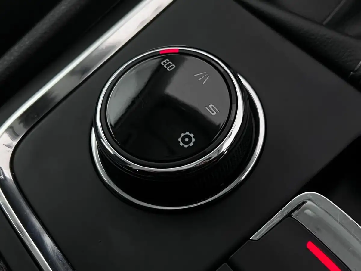 2020-seat-ateca-15-tsi-evo-se-technology-ss-dsg-big-39