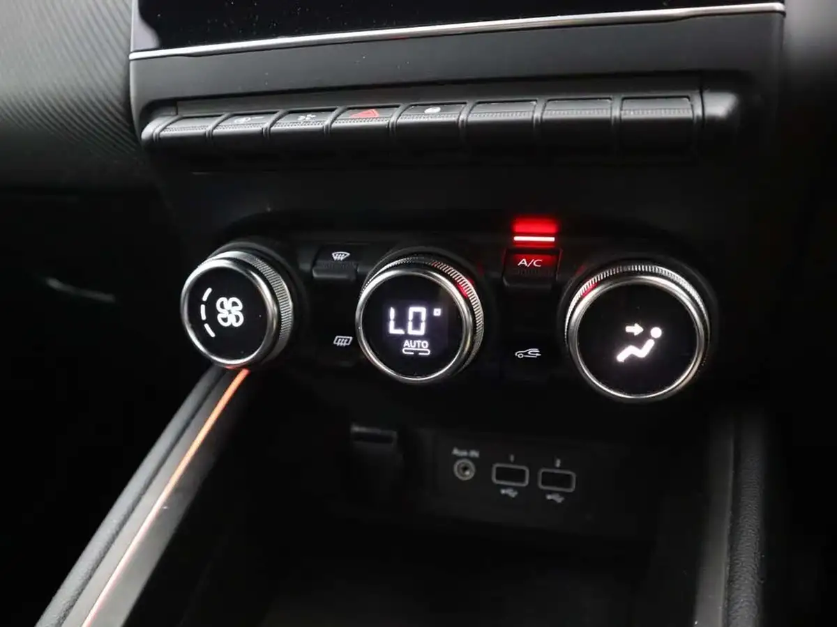 2021-renault-clio-10-tce-rs-line-90ps-big-27