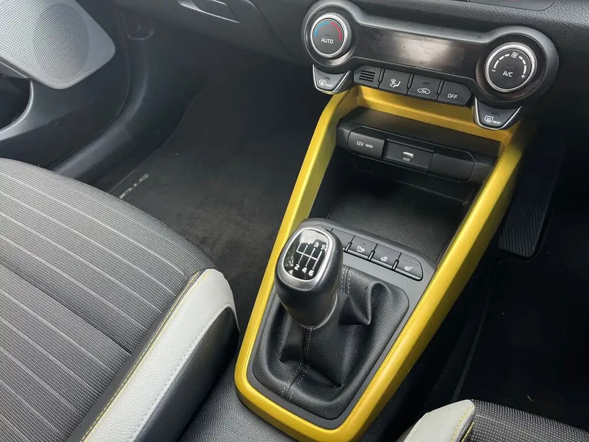 2023-kia-stonic-10-t-gdi-quantum-big-14