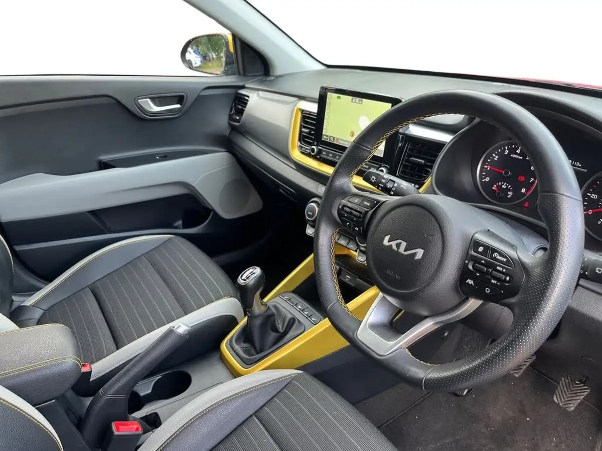 2023-kia-stonic-10-t-gdi-quantum-big-10