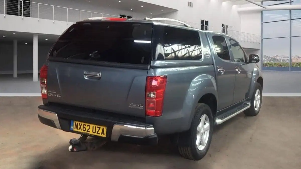 2012-isuzu-d-max-25td-yukon-big-3