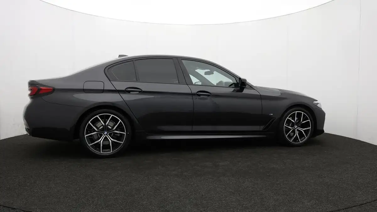 2020-bmw-5-series-20td-520d-m-sport-187bhp-mht-saloon-4d-big-40
