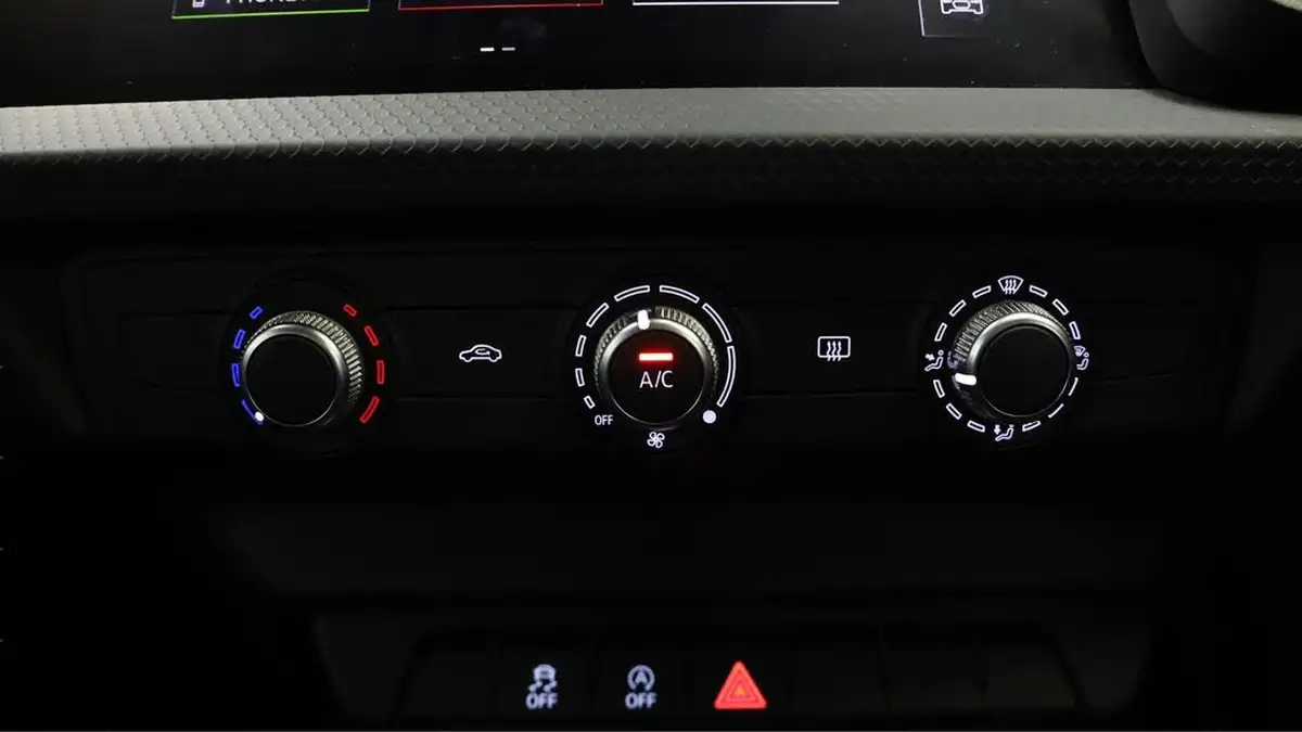 2021-audi-a1-10-30-tfsi-technik-110ps-big-12