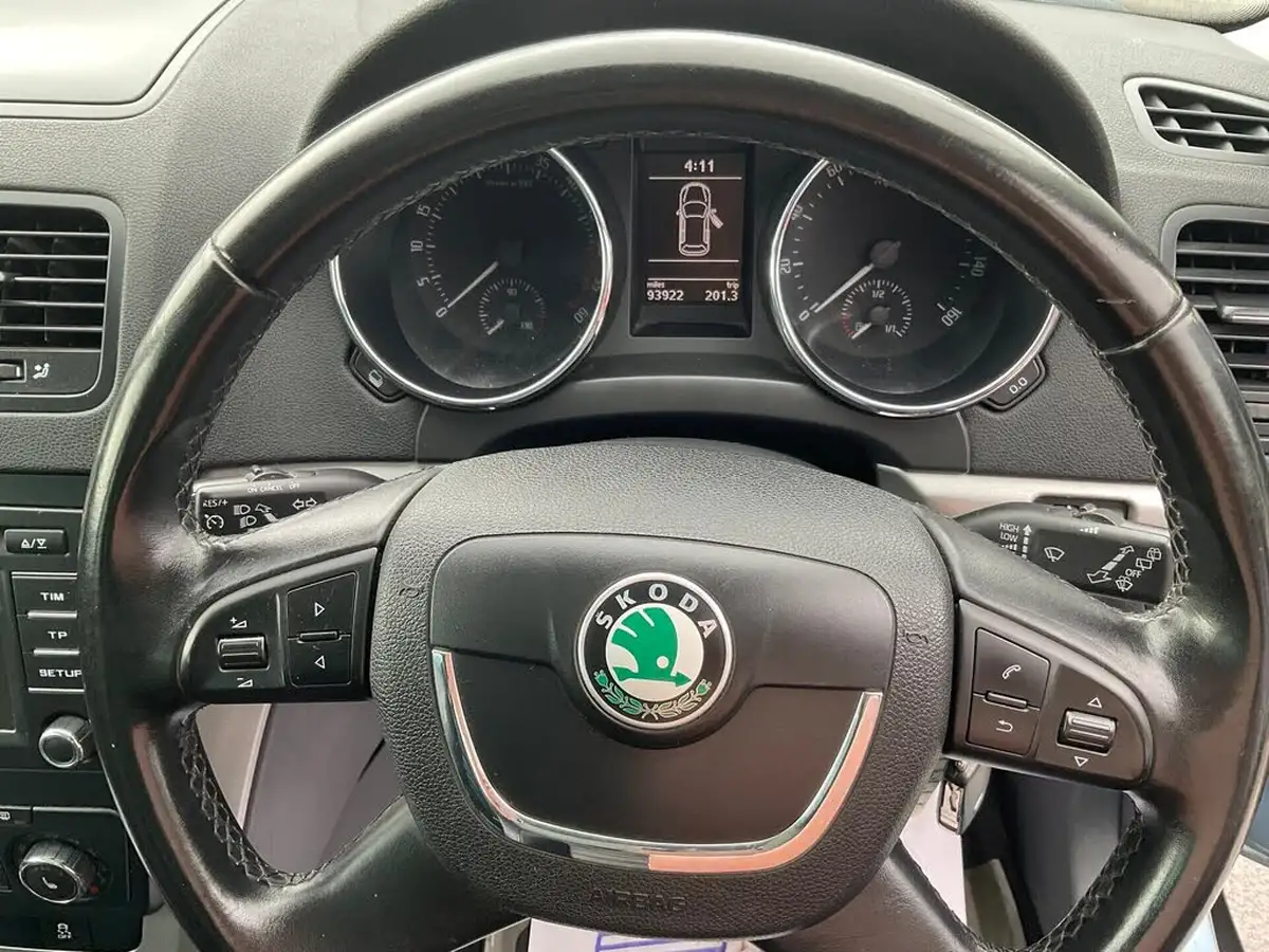 2013-skoda-yeti-20td-elegance-172ps-4x4-big-10