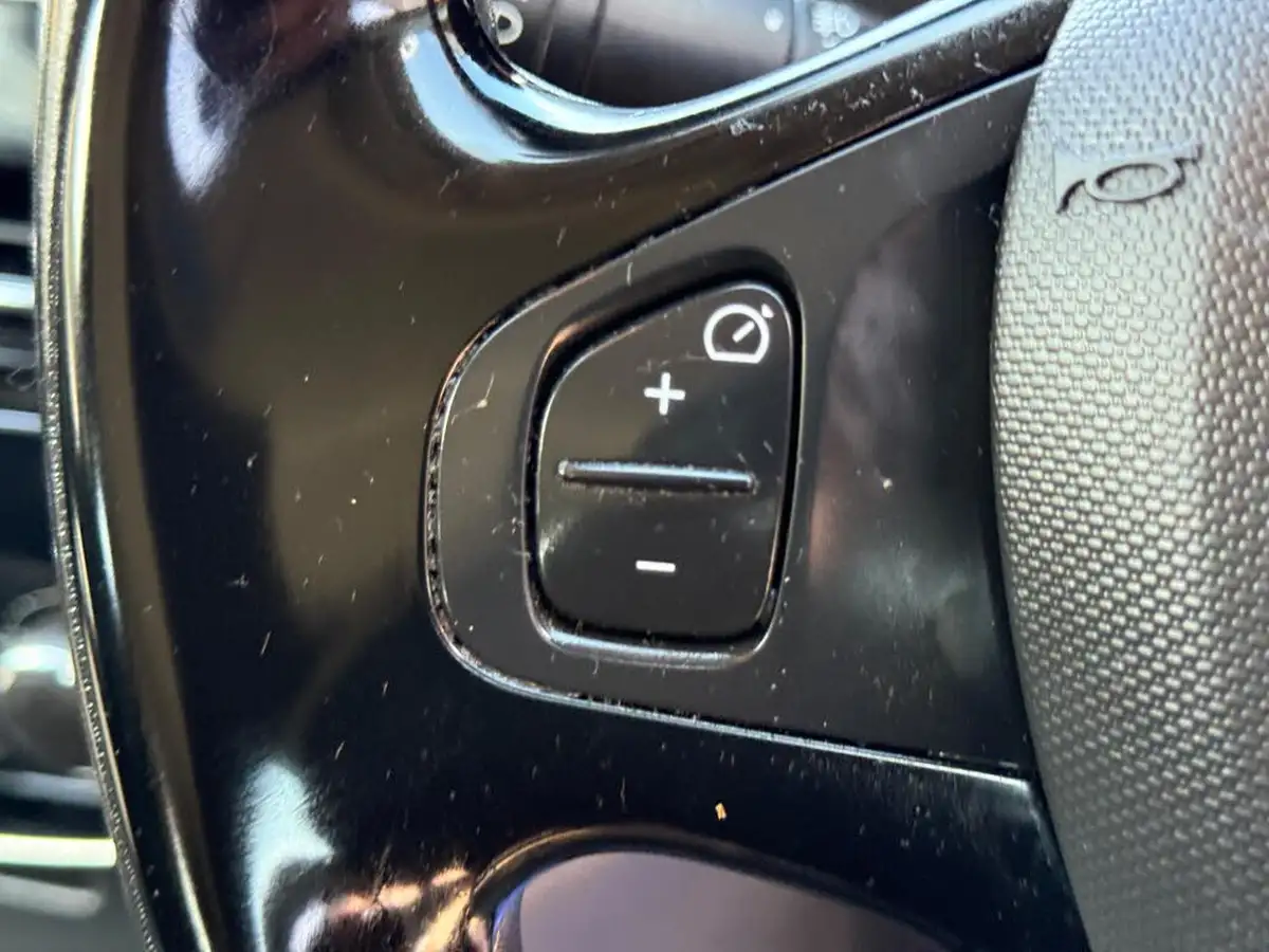 2014-renault-clio-15td-dynamique-medianavss-big-39