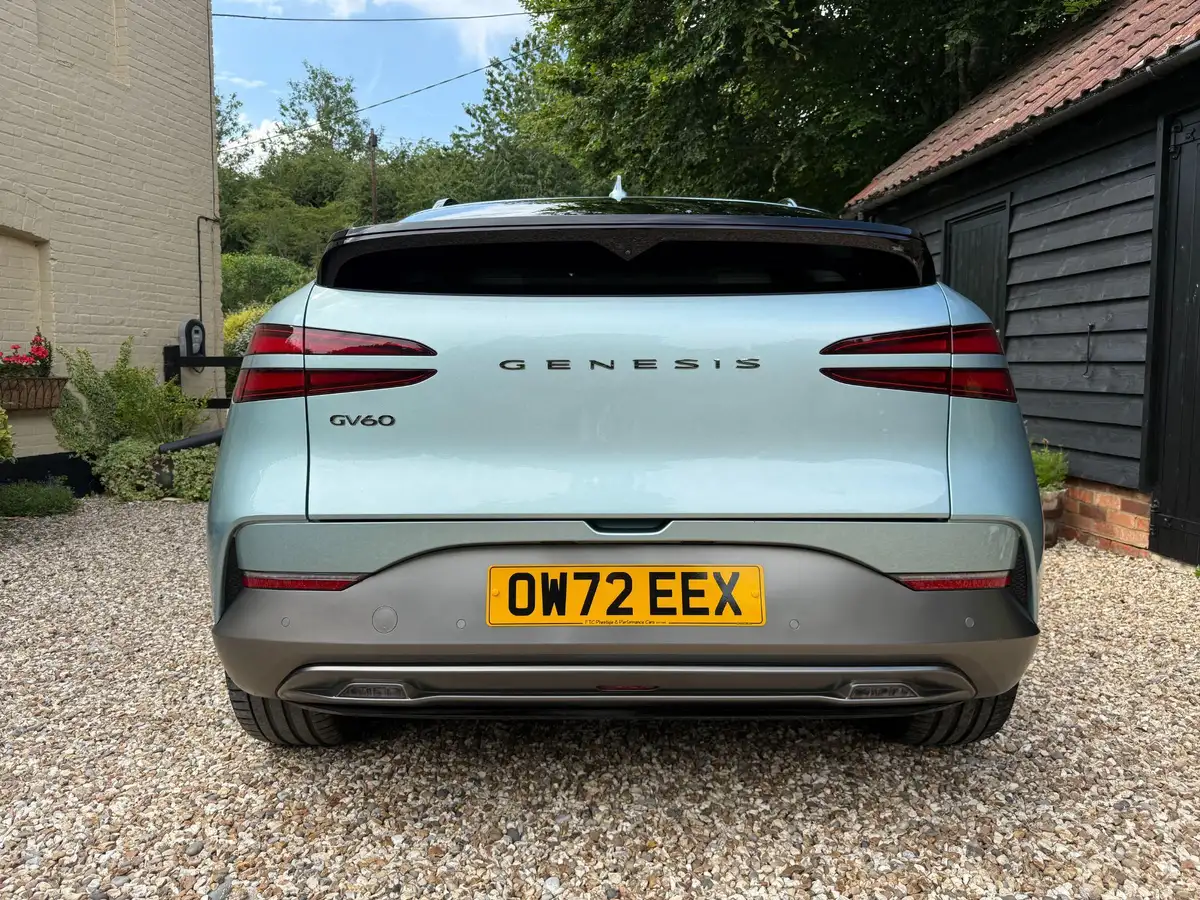 2022-genesis-gv60-e-sport-plus-big-8