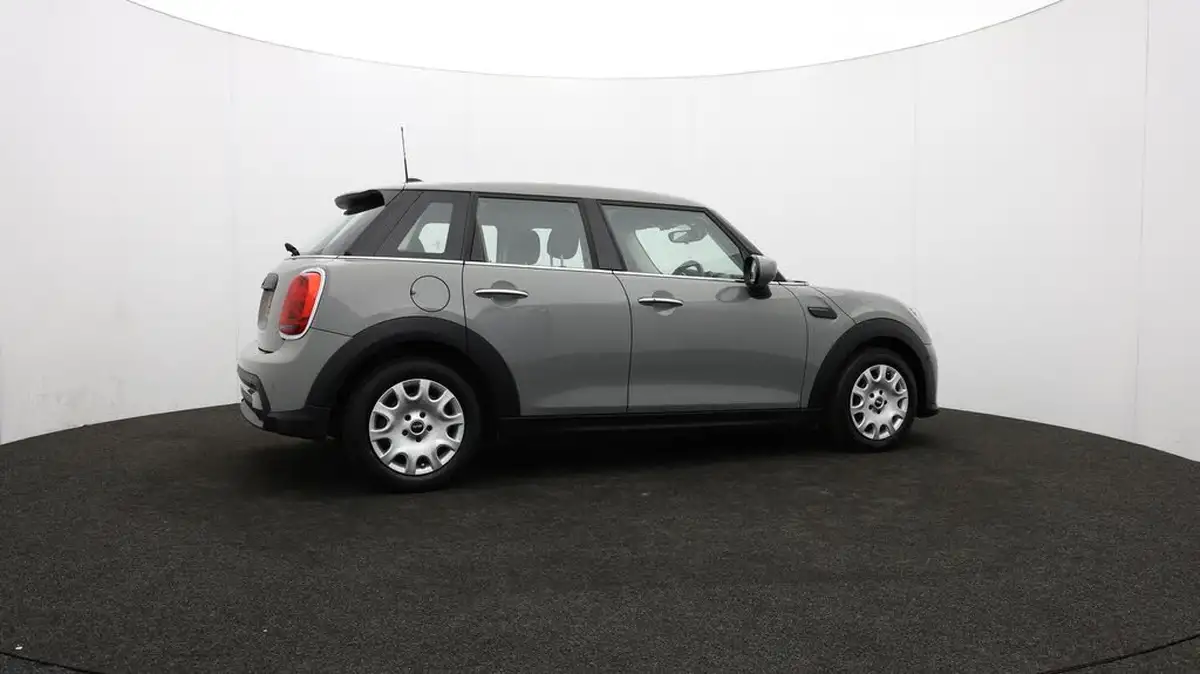 2022-mini-cooper-15-one-classic-5d-big-36