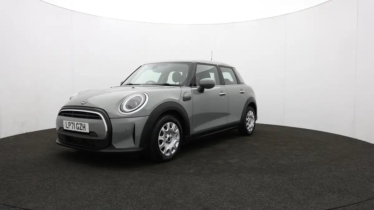 2022-mini-cooper-15-one-classic-5d-big-60