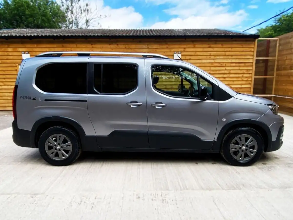 2022-peugeot-rifter-12-puretech-allure-130bhp-longss7-seats-eat8-big-6