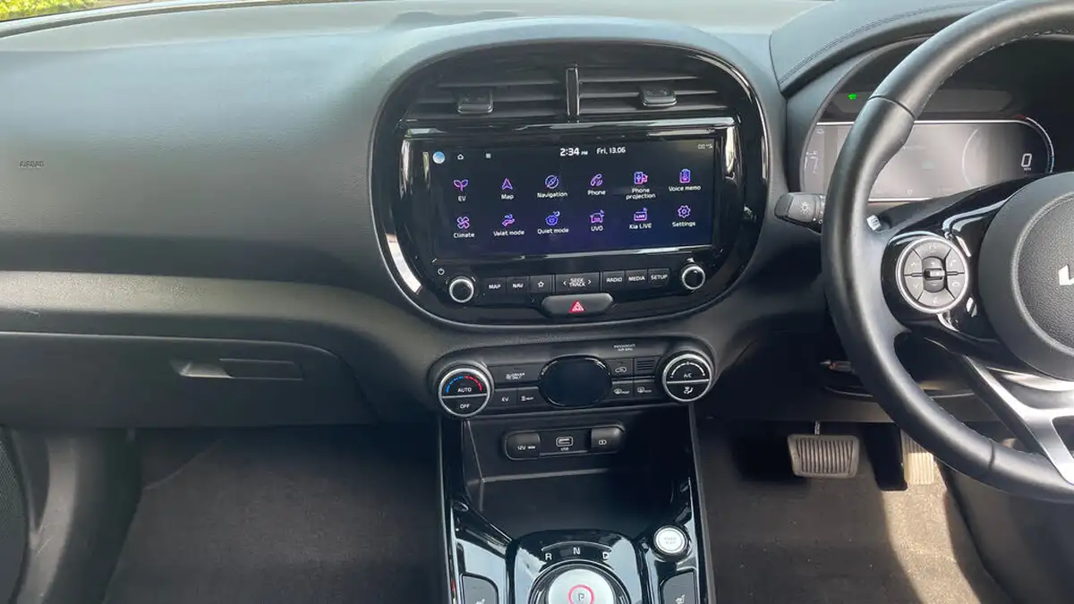 2022-kia-soul-ev-maxx-big-11