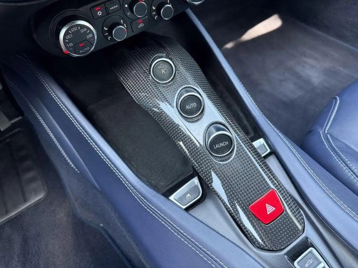 2014-ferrari-california-39-t-big-29