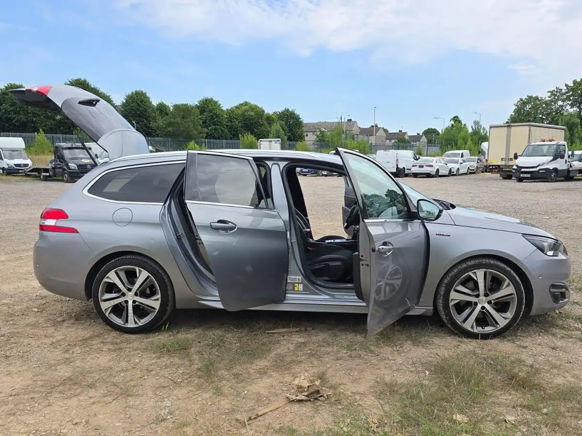 2016-peugeot-308-sw-20-bluehdi-gt-line-eat6-big-18