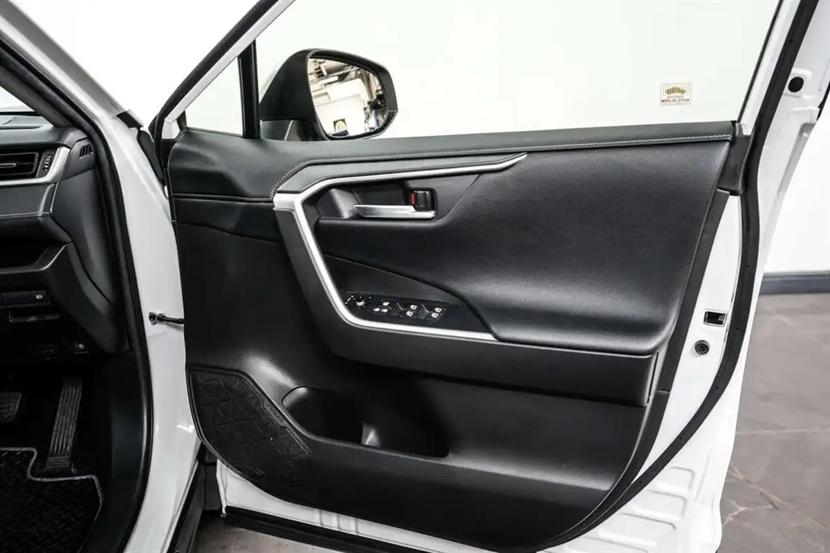 2020-toyota-rav4-25-vvt-i-design-219bhp-big-22