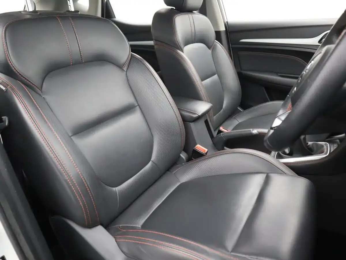 2022-mg-zs-suv-15-vti-tech-exclusive-big-10