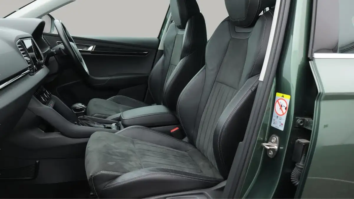 2019-skoda-karoq-15-tsi-se-l-dsg-big-14