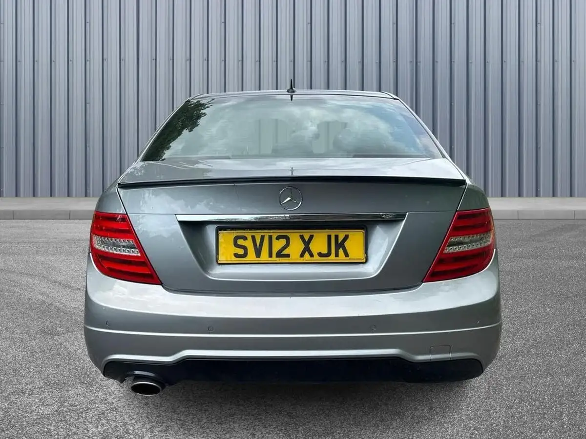 2012-mercedes-benz-c-class-21td-c220-cdi-sport-saloon-4d-7g-tronic-big-4