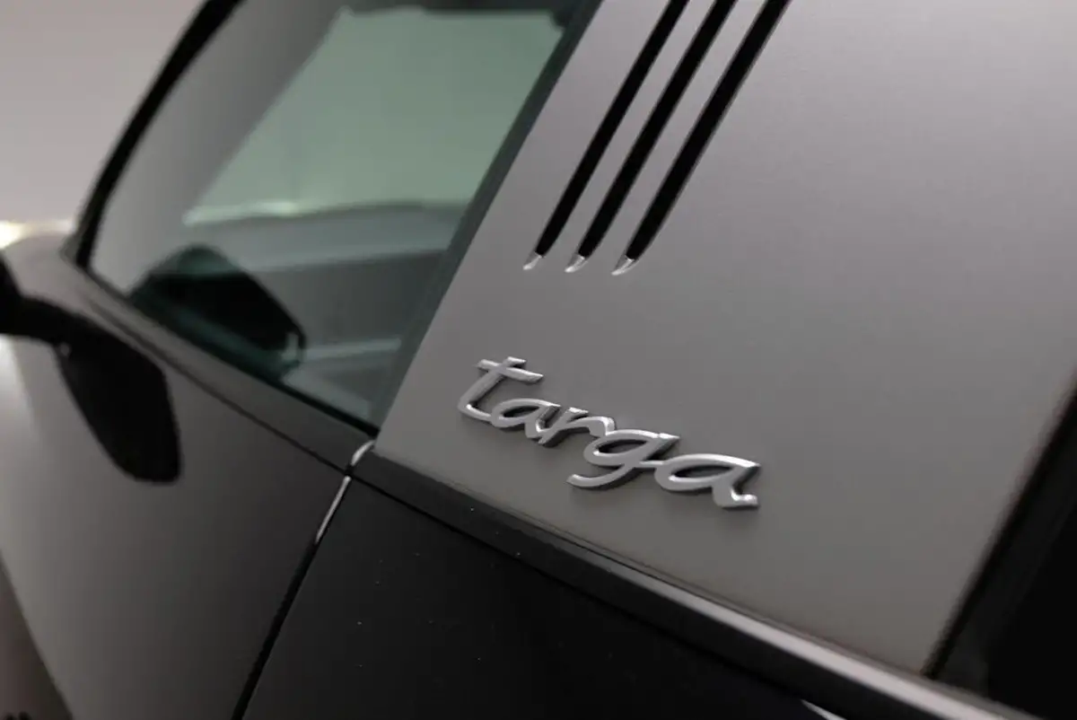 2023-porsche-911-30-targa-4s-pdk-big-52