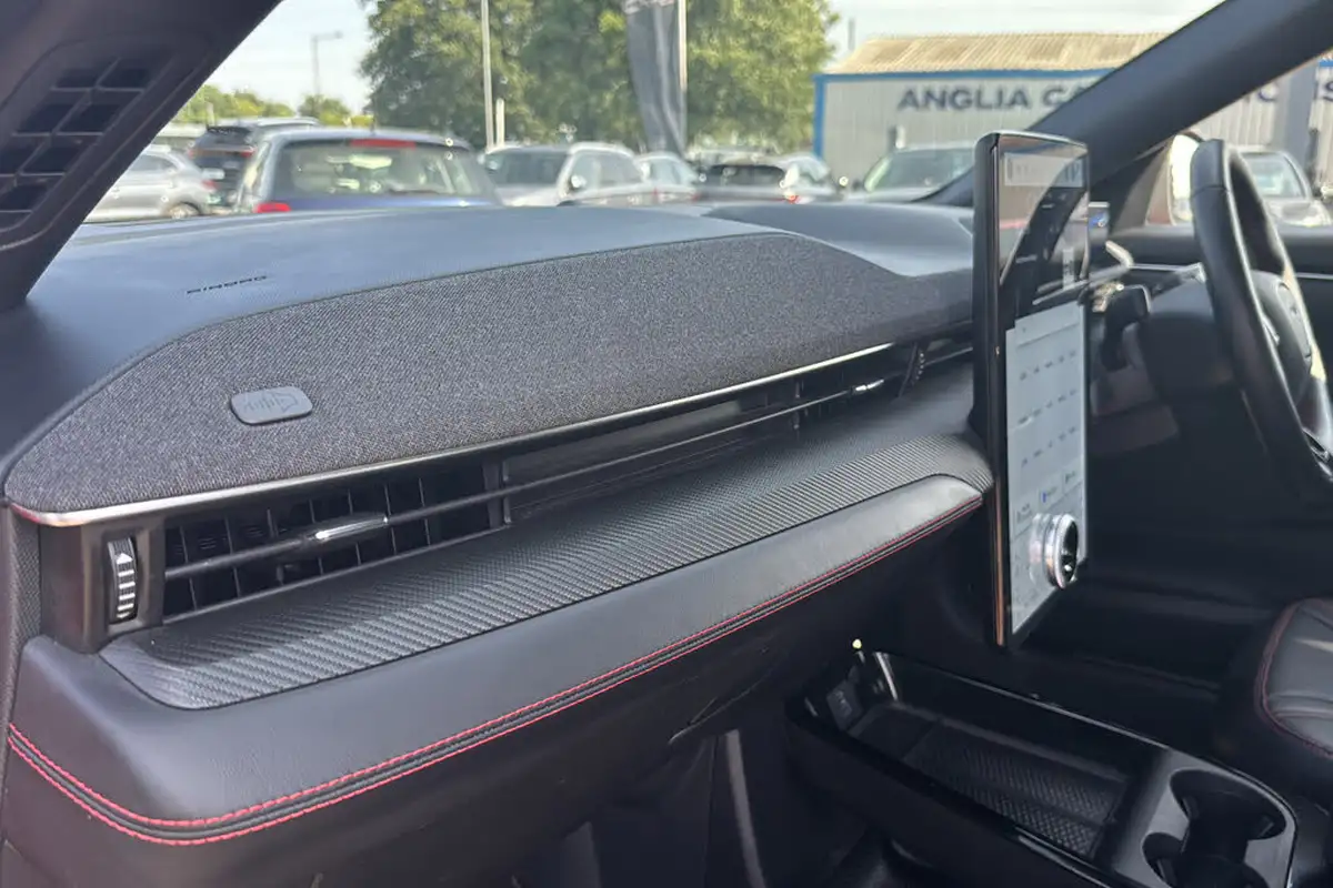 2021-ford-mustang-mach-e-e-standard-range-68kwh-awd-big-43