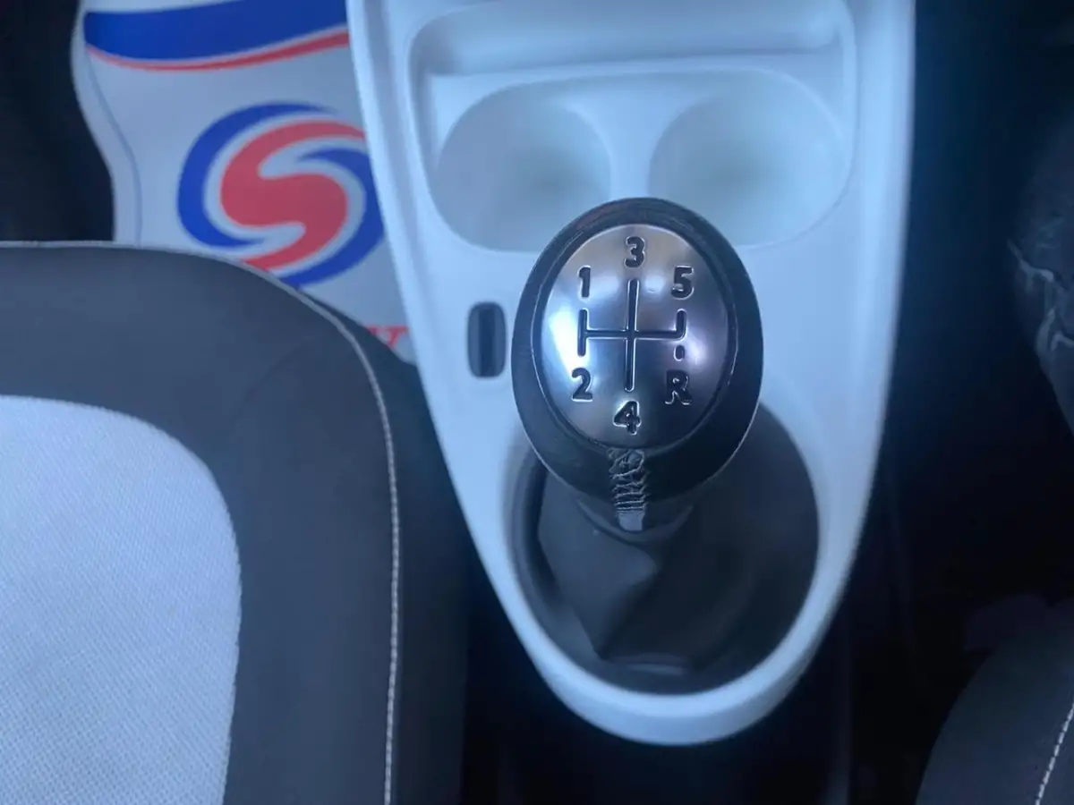 2015-smart-forfour-10-passion-ss-big-24