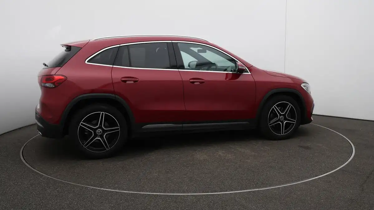 2023-mercedes-benz-gla-class-13-gla-200-amg-line-executive-station-wagon-big-51